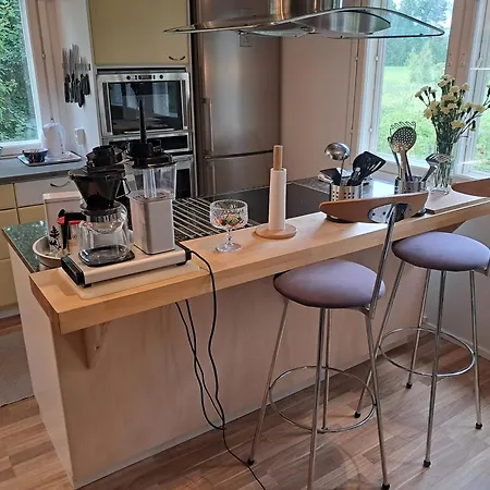 Pet Friendly Retreat - Sleeps 8 With Sauna Koivisto (Lapinjarvi)