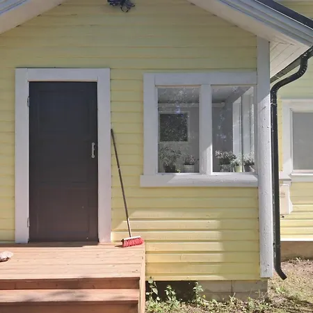 Дом отдыха Beautiful 4 Bed In Elimaki With Wood Sauna *