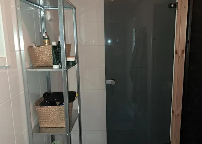 Pet Friendly Retreat - Sleeps 8 With Sauna Semesterbostad