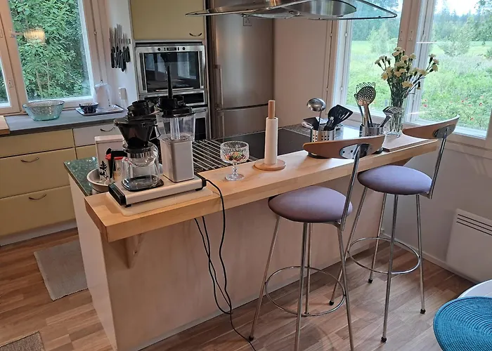 Pet Friendly Retreat - Sleeps 8 With Sauna Koivisto (Lapinjarvi)